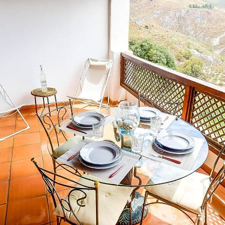 Apartamento En El Corazon De Las Alpujarras Каратаунас Экстерьер фото