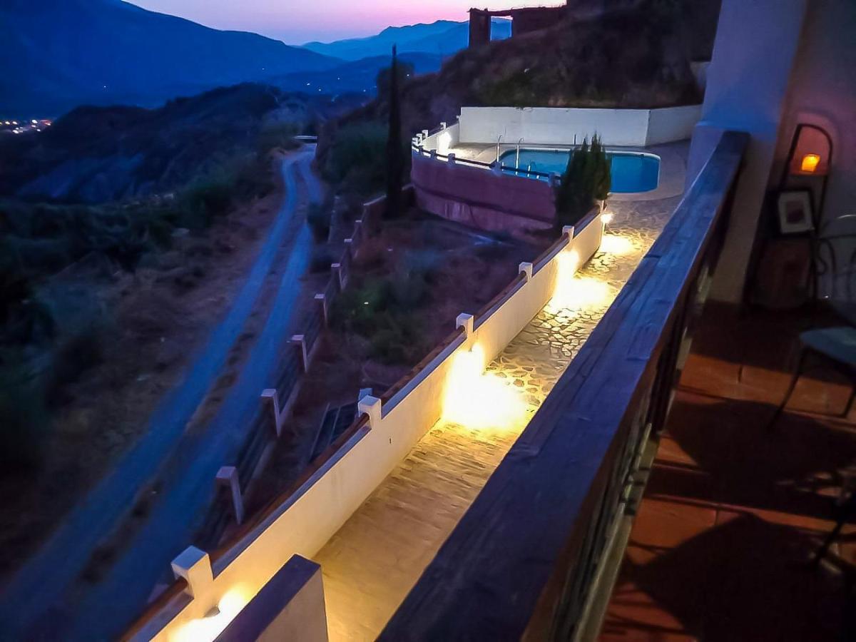 Apartamento En El Corazon De Las Alpujarras Каратаунас Экстерьер фото